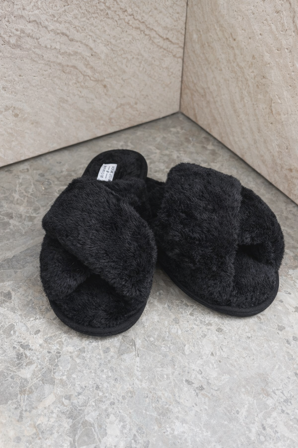 Bella Black Fluffy Slippers