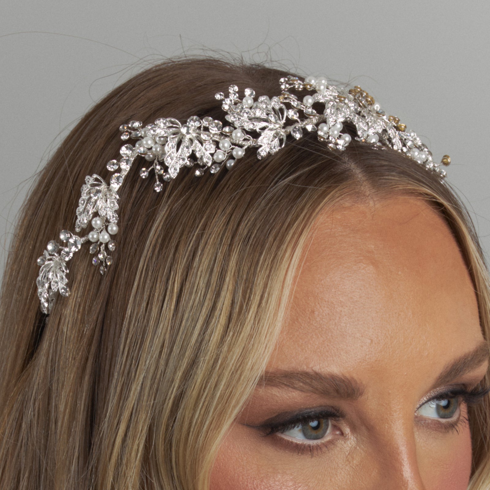 Nesrin Crystal Pearl Bridal Headpiece Hair Accessories - Headpieces