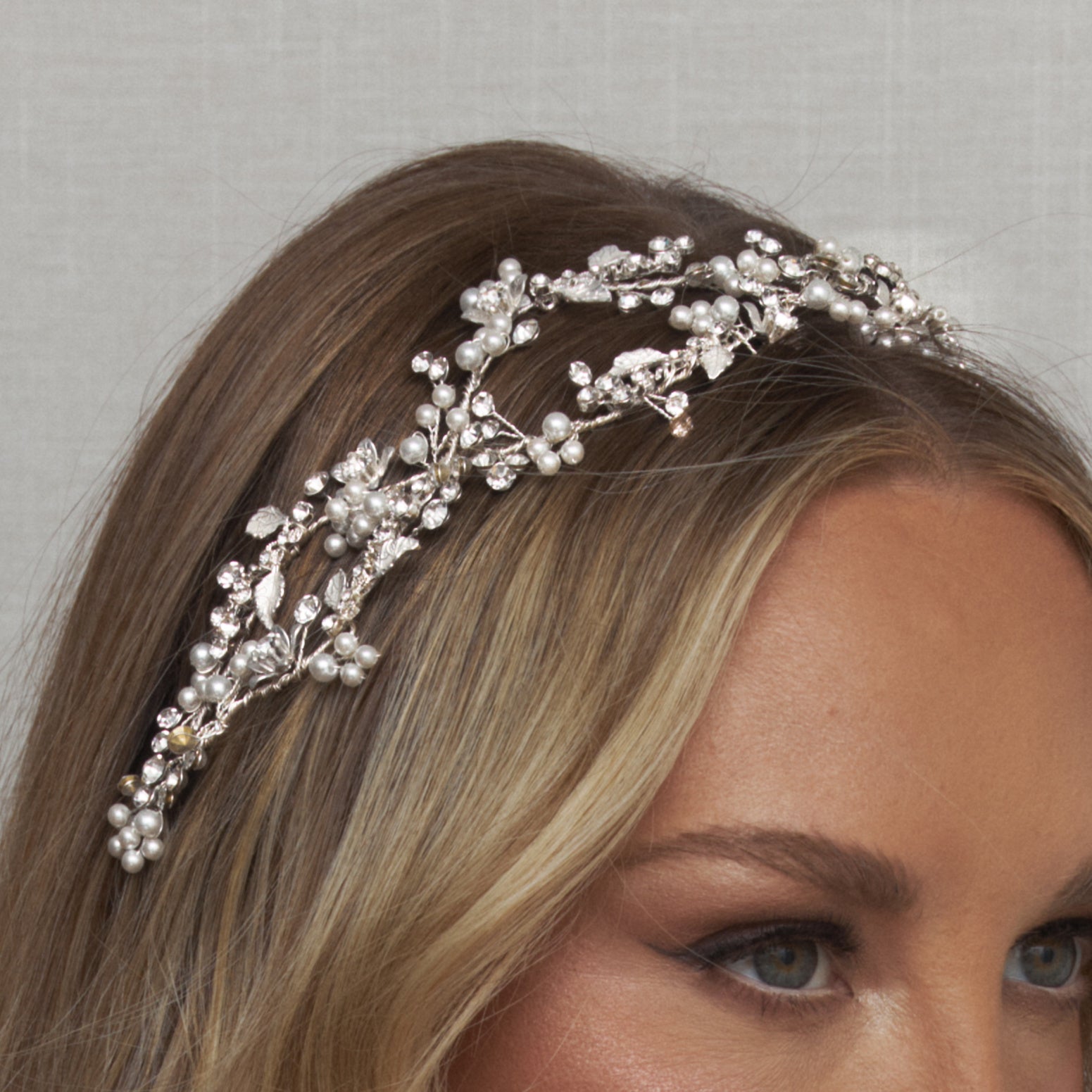 Dinah Pearl Bridal Twin Vine Hair Accessories - Headpieces