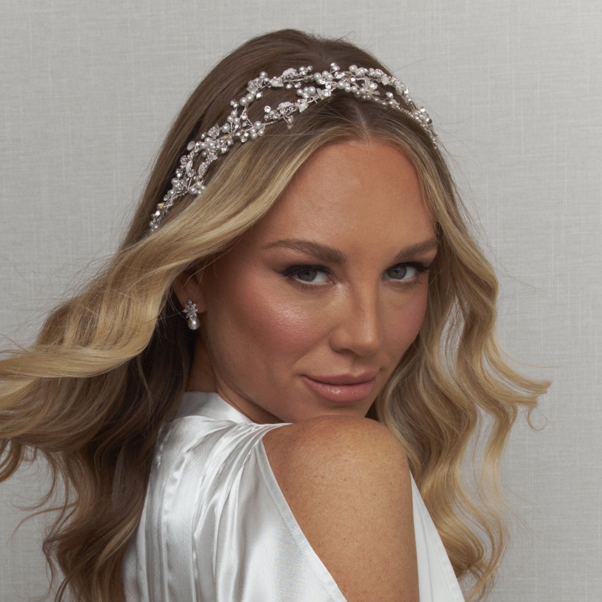 Dinah Pearl Bridal Twin Vine Hair Accessories - Headpieces