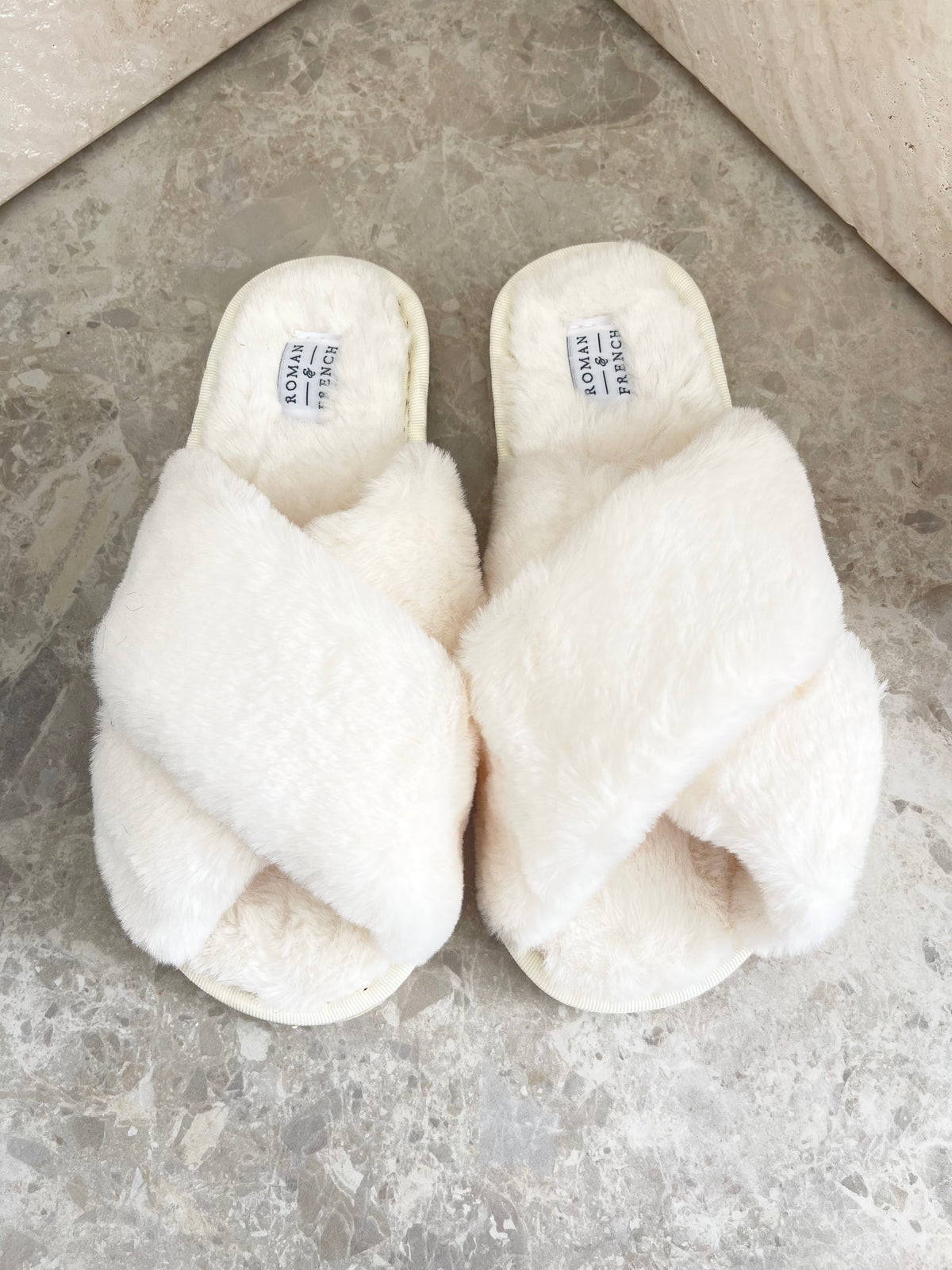 Bella White Fluffy Slippers