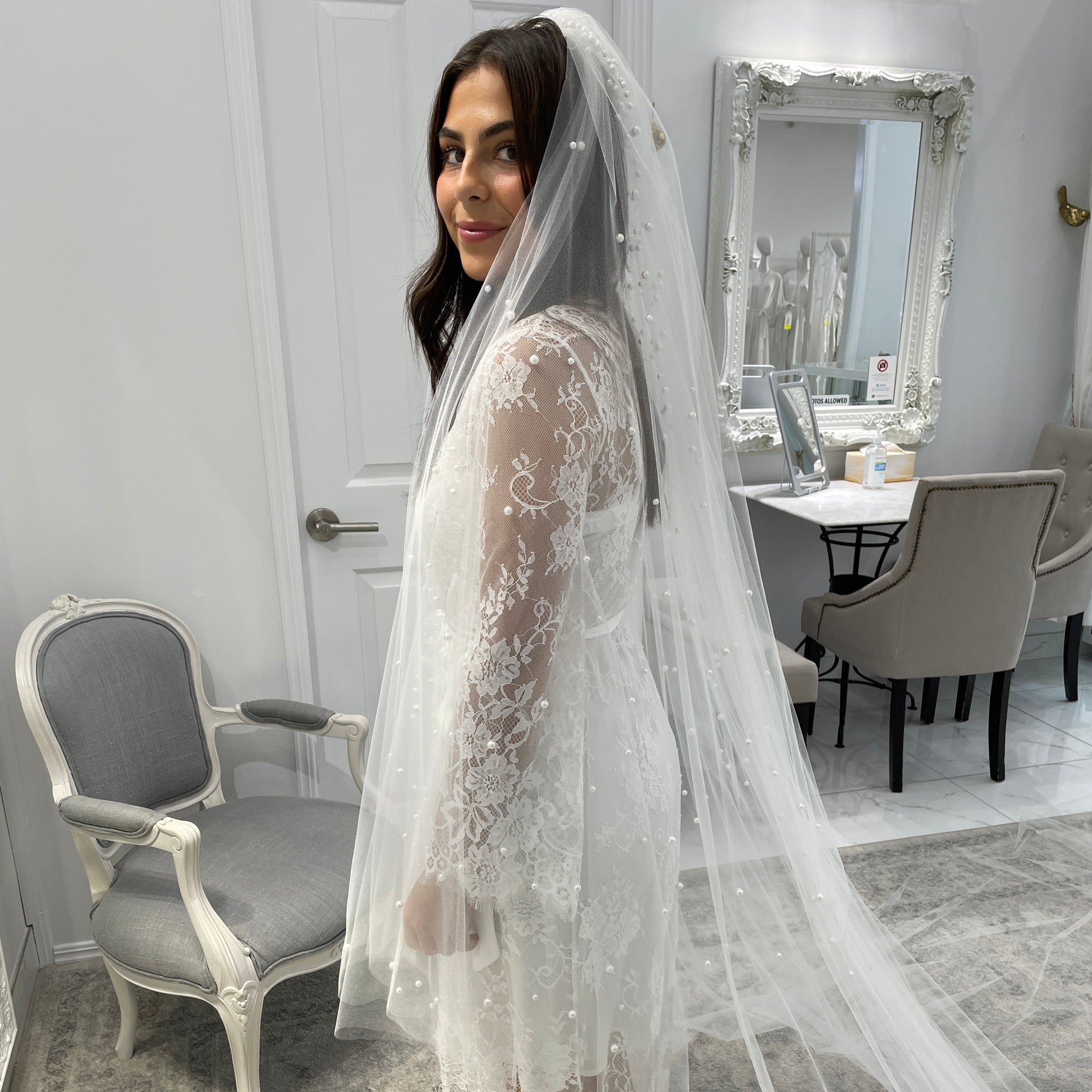 Vienna Pearl Bridal Veil Veils - Traditional