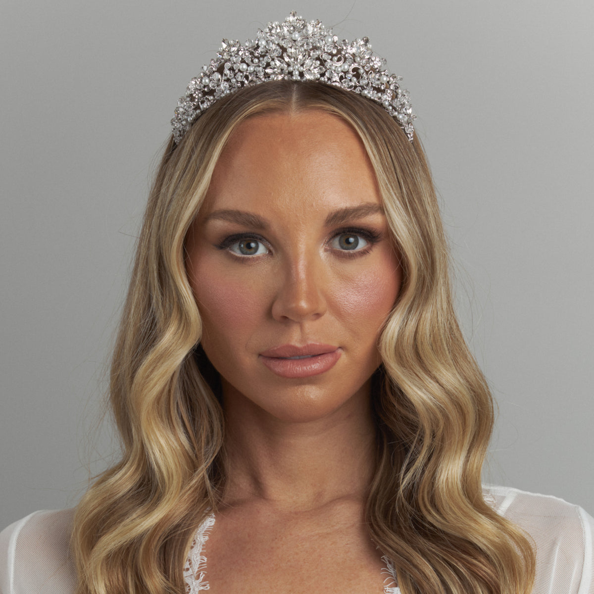 Isabella Pearl Bridal Crown Hair Accessories - Tiara &amp; Crown