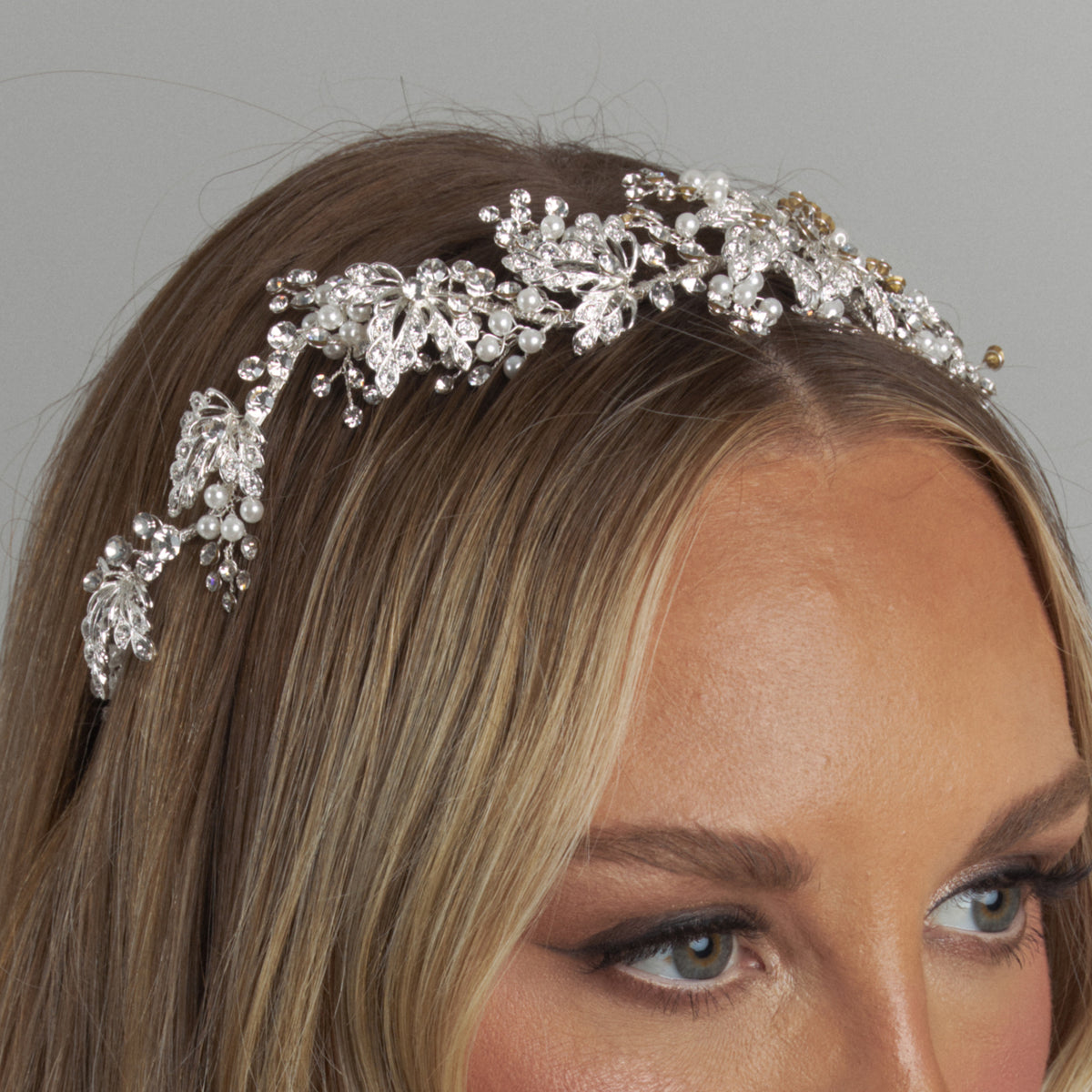 Nesrin Crystal Pearl Bridal Headpiece Hair Accessories - Headpieces
