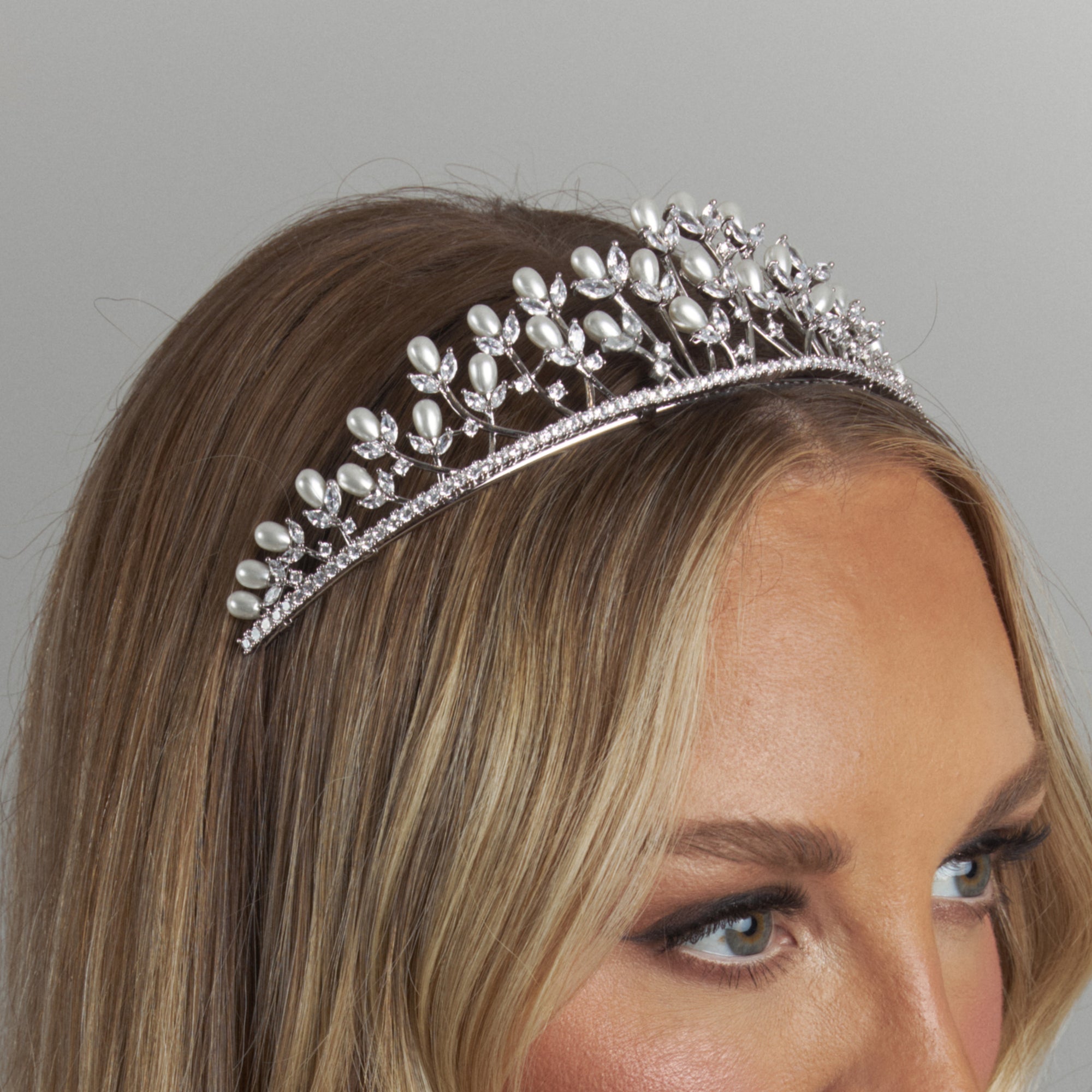 Peri Pearl Bridal Tiara Hair Accessories - Tiara & Crown