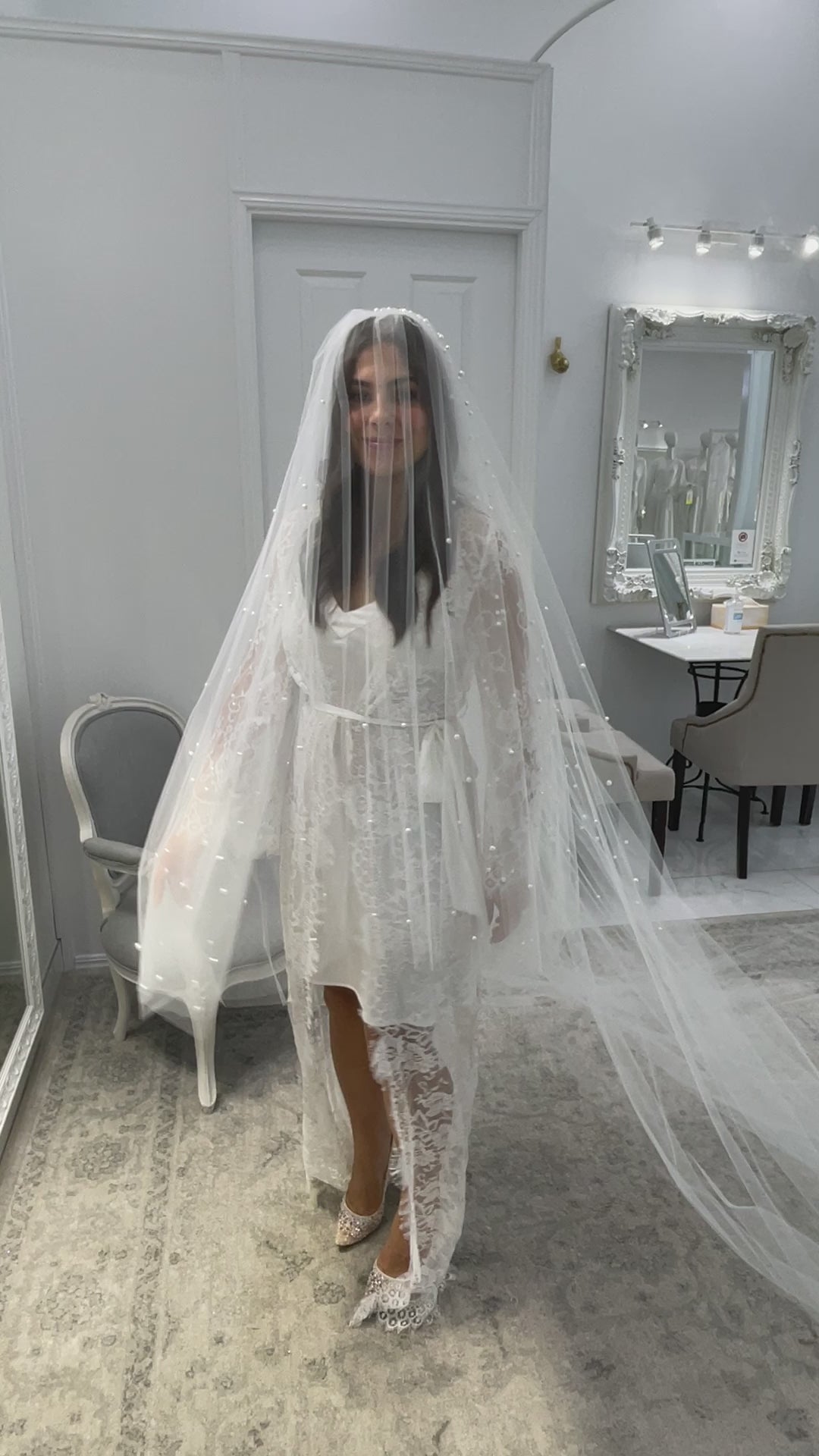 Vienna Pearl Bridal Veil