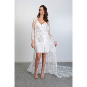 Anastasia Bridal Lace Robe With Long Train - Roman & French