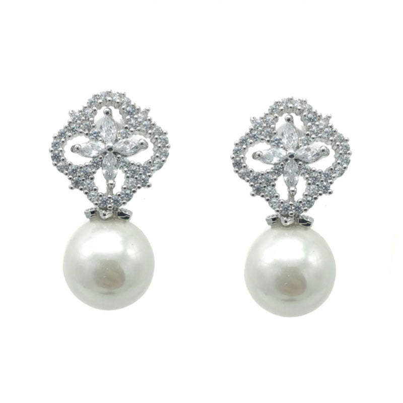 Lanar Pearl Bridal Earrings Earrings - Classic Short Drop