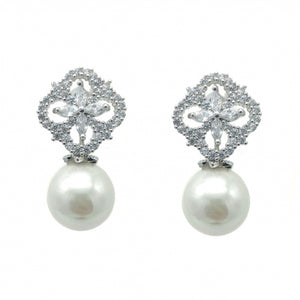 Lanar Pearl Bridal Earrings Earrings - Classic Short Drop    