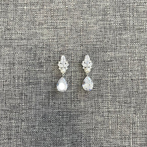 Tiyah Pearl Bridal Drop Earrings Earrings - Long Drop    