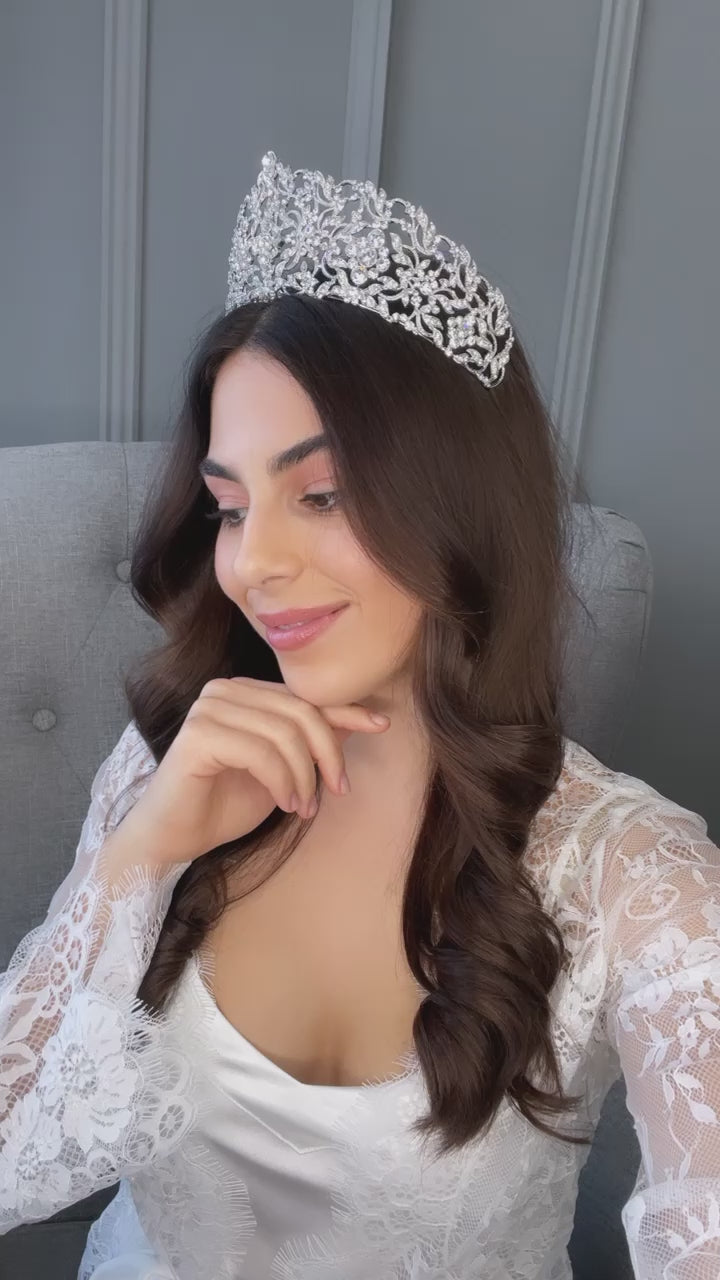 Larisse Bridal Crown