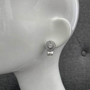 Vivica Pearl Bridal Earrings Earrings - Glamour Stud    